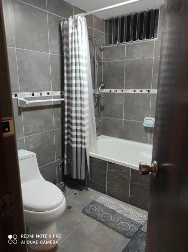 Hostal San Borja Hab III Amoblada