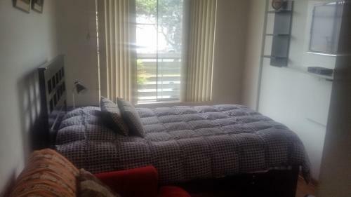 Hostal Habitaci�n Amoblada En Valle Hermoso - Surco
