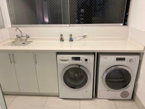 Apartamento Refined 3br Duplex With Rooftop Terrace