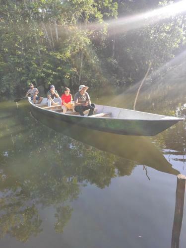 Hostal Misahualli Laguna Paikawe B&B