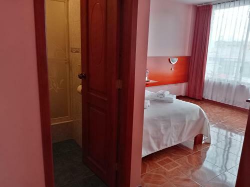 Hostal Sauna Water Palace