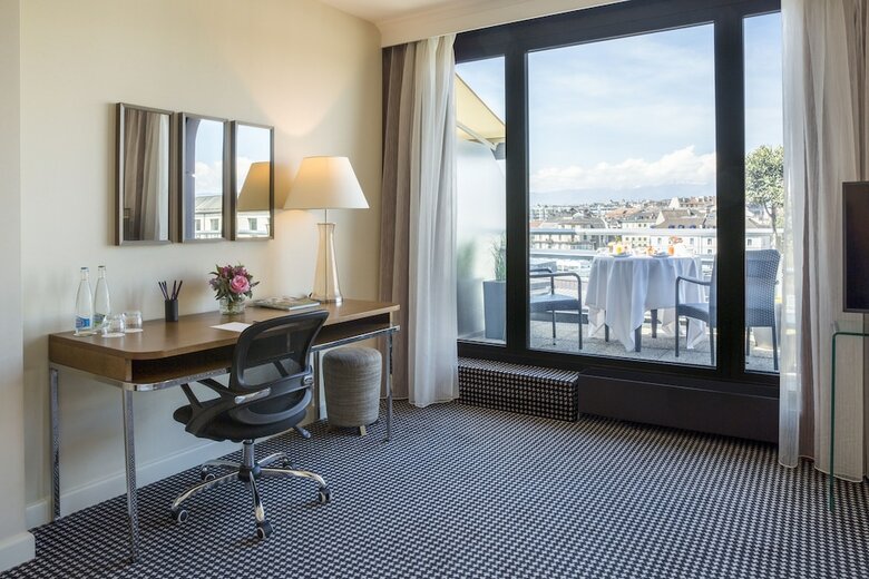 Hotel Le Warwick