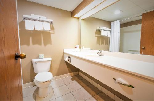 Hotel Chateau Inn & Suites Cuba Missouri
