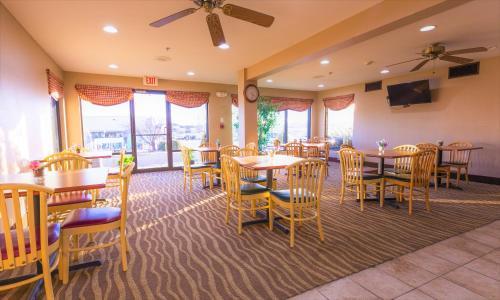 Hotel Chateau Inn & Suites Cuba Missouri