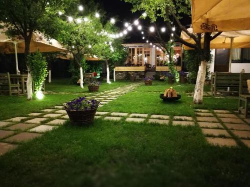 Hostal Pensiune Restaurant La Cassa