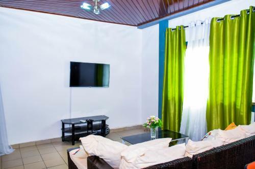 Apartamento Mak�p� (Douala): La Maryliz Bel Appartement Meubl�