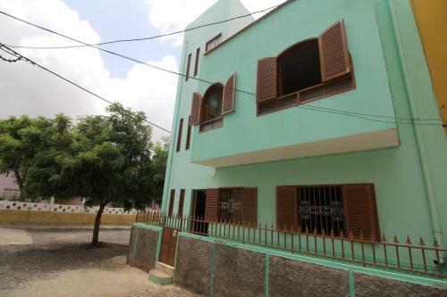 Lutcha Apartments