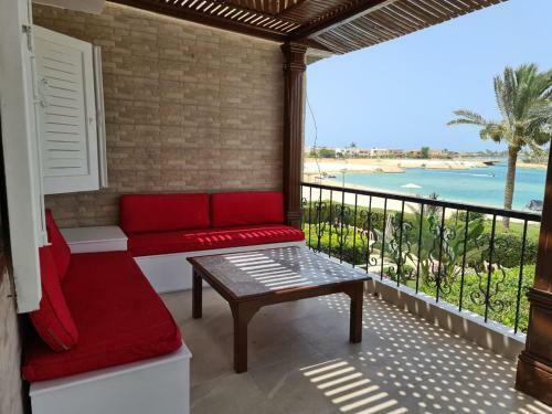 Beach Villa With Private Pool - Marina North Coast