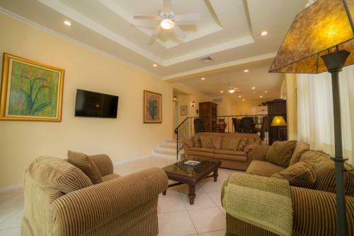 Apartamento Los Suenos Resort Colina 13e