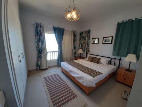 Luxury Three Bedroom Apartment With Amazing View