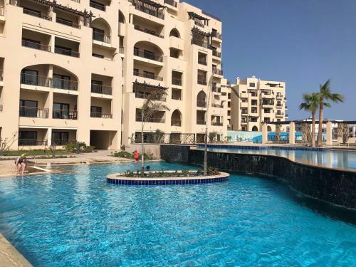 Apartamento Stylish Pool View Studio In Al Dau Heights