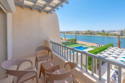 Joubal 1 - 3br Villa Private Pool Next To Marina