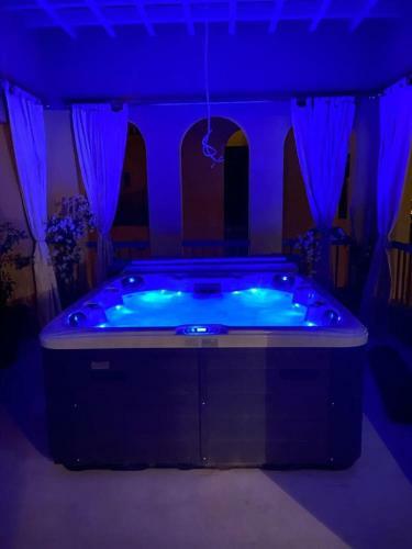 Heated Jacuzzi 2br Apartment On Yacht View