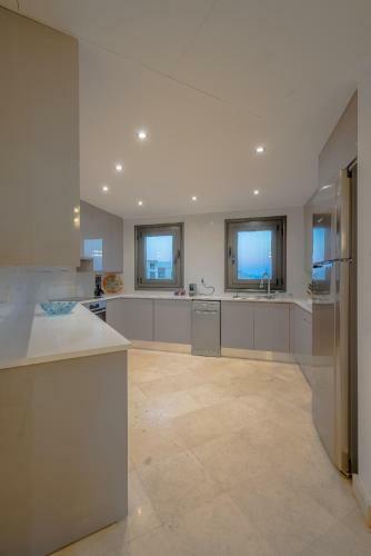 Heated Jacuzzi 2br Apartment On Yacht View
