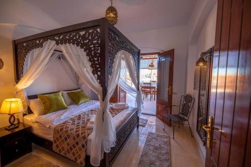 Charming Lagoon Villa Egyptian Style -sabina 117