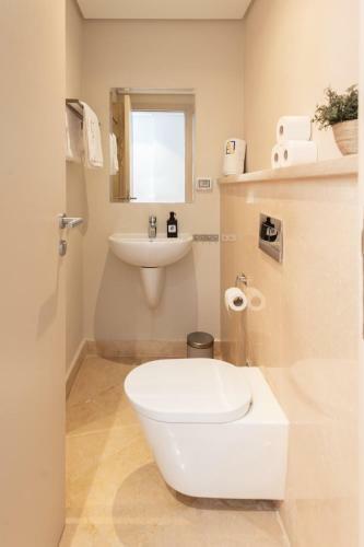Apartamento Luxe 3bdr W Private Rooftop Jacuzzi & Beach Access