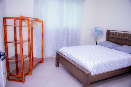 Entire House, 5 Minutes From Fonte Bila Beach