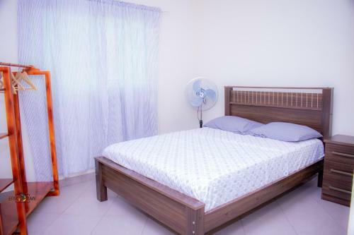 Entire House, 5 Minutes From Fonte Bila Beach