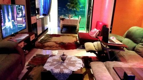 Hostal Private Room In Apartment With Sea & Hilton View