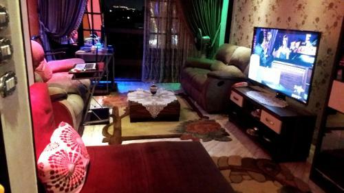 Hostal Private Room In Apartment With Sea & Hilton View