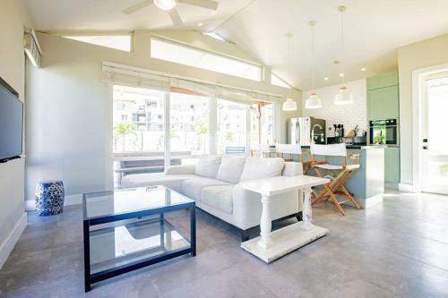 Blue Villa 06