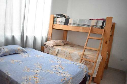Linda Casa de Estreno En Col�n Con Piscina