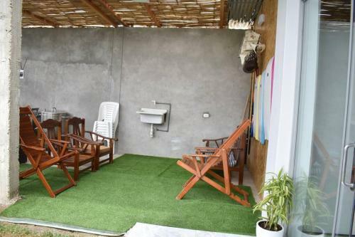Linda Casa de Estreno En Col�n Con Piscina