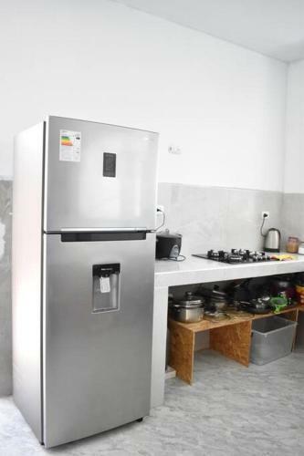 Linda Casa de Estreno En Col�n Con Piscina