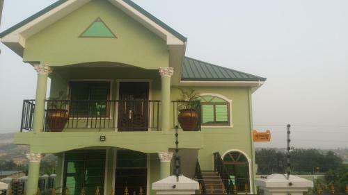 Apartamento Gyamfi Homes Apt 2
