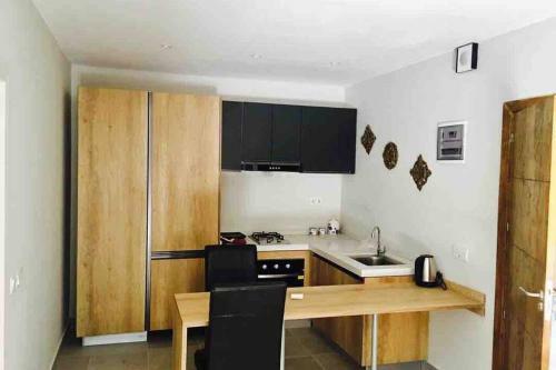 Forest View Luxury Apartment In 3mins Walk To Beach Pool View Wifi