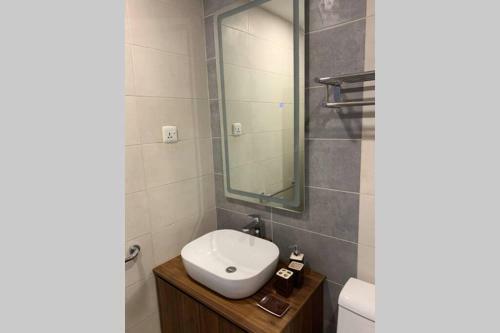 Forest View Luxury Apartment In 3mins Walk To Beach Pool View Wifi