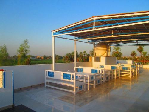 Moon Valley Apartments