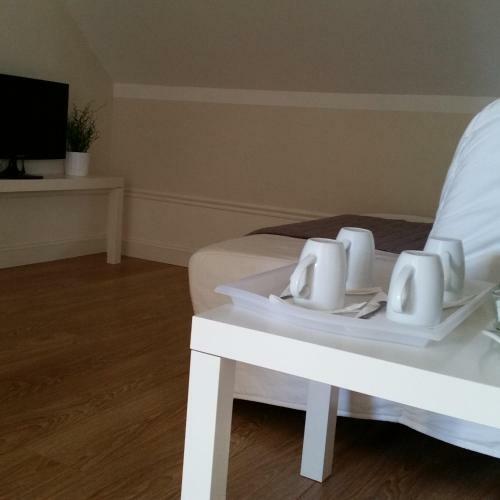 Bed & Breakfast Table Et Chambres D'h�tes Le Colombier