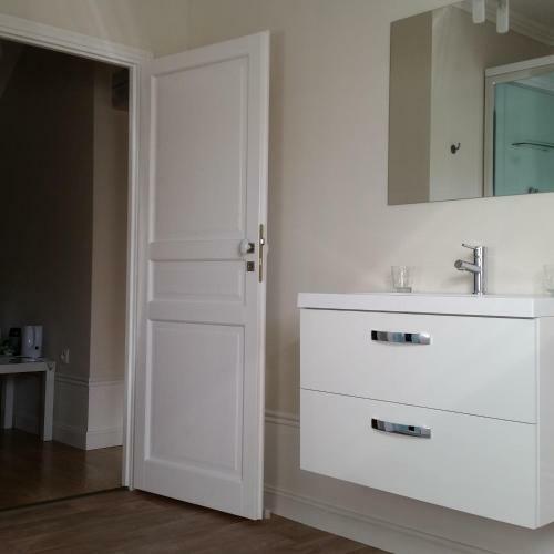 Bed & Breakfast Table Et Chambres D'h�tes Le Colombier
