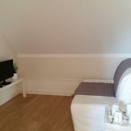 Bed & Breakfast Table Et Chambres D'h�tes Le Colombier