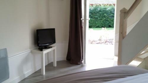 Bed & Breakfast Table Et Chambres D'h�tes Le Colombier