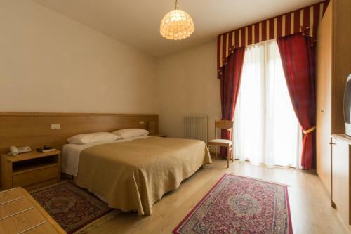 Hotel Albergo Ristorante Dalla Mena