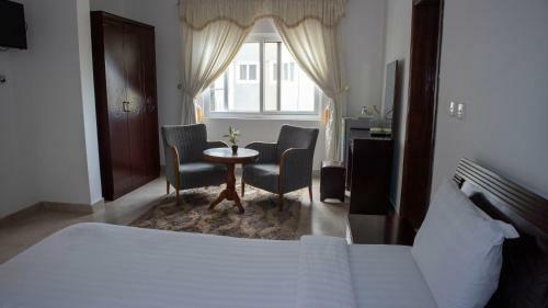 His Majesty's Hotel And Apartments