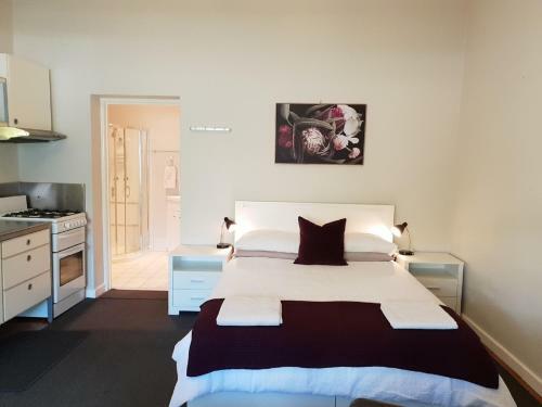 Stirling Apartments - Studio 1