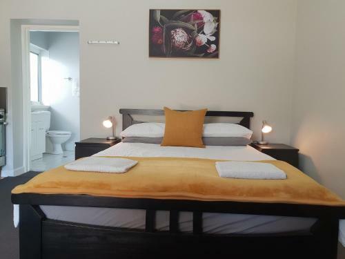 Stirling Apartments - Studio 2