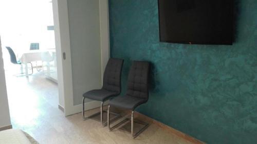 Apartments By The Sea Makarska - 16786