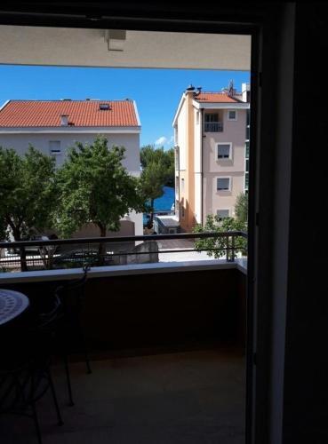 Apartments By The Sea Makarska - 16786