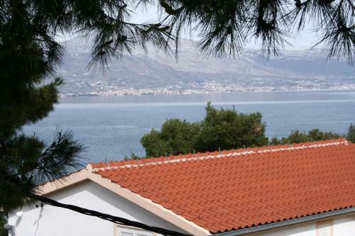 Apartments With A Parking Space Slatine, Ciovo - 2568