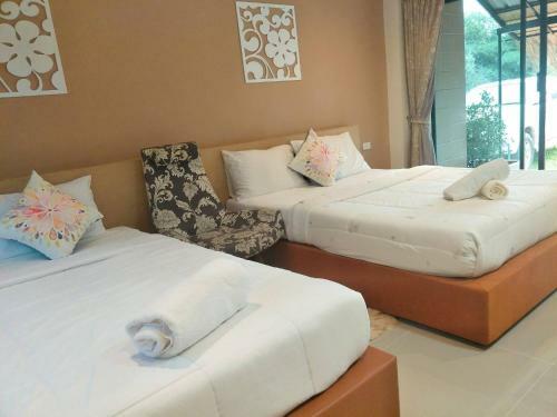 Hostal Suwi Coco Ville Resort