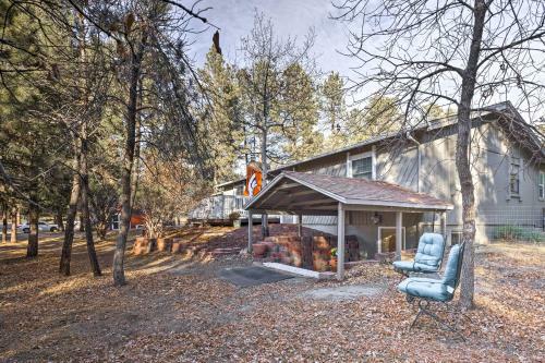 Pet-friendly Elizabeth Apartment On 3 Acres!
