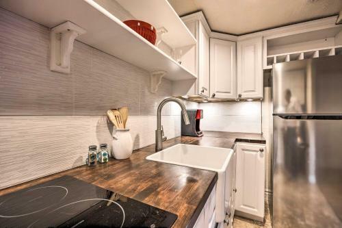 Pet-friendly Elizabeth Apartment On 3 Acres!