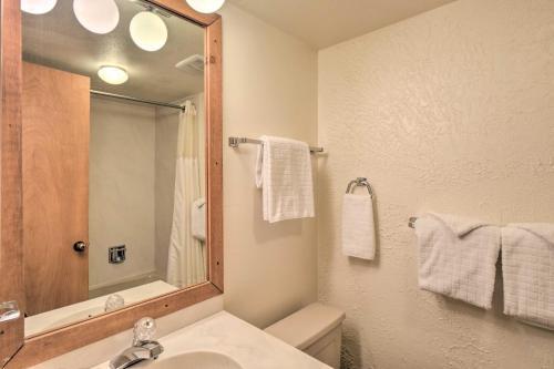 Apartamento Dillon Condo With Fireplace Less Than 15 Mi To Breck!