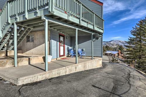 Serene Glenwood Springs Home With Viewing Deck!