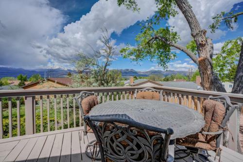 Expansive Peak Views, 6br House, Near Usafa