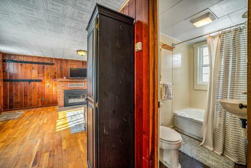 Classic Cozy Cottage